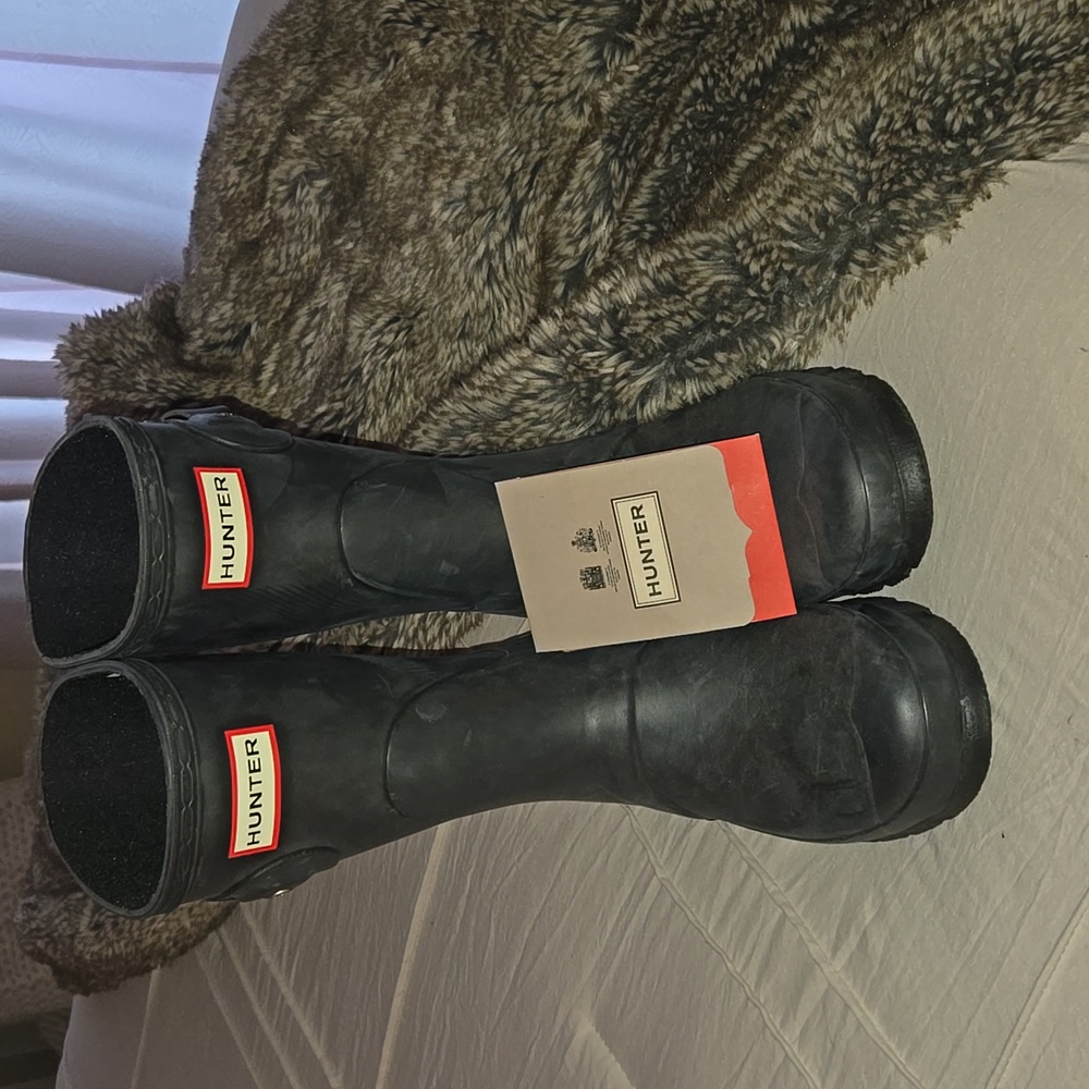 Hunter Mid Boots